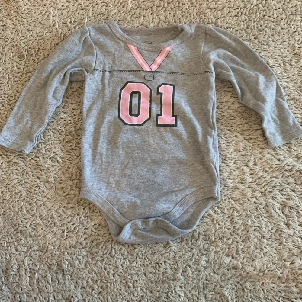 Adorable Pink and Gray Kids Bodysuit Set - Picture 11 of 13